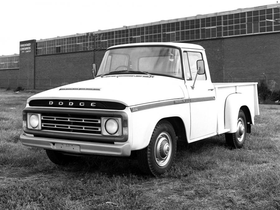  Dodge D5N 200 1972 года  (фото 1 из 1)